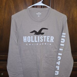 Hollister Gray Long Sleeve Shirt